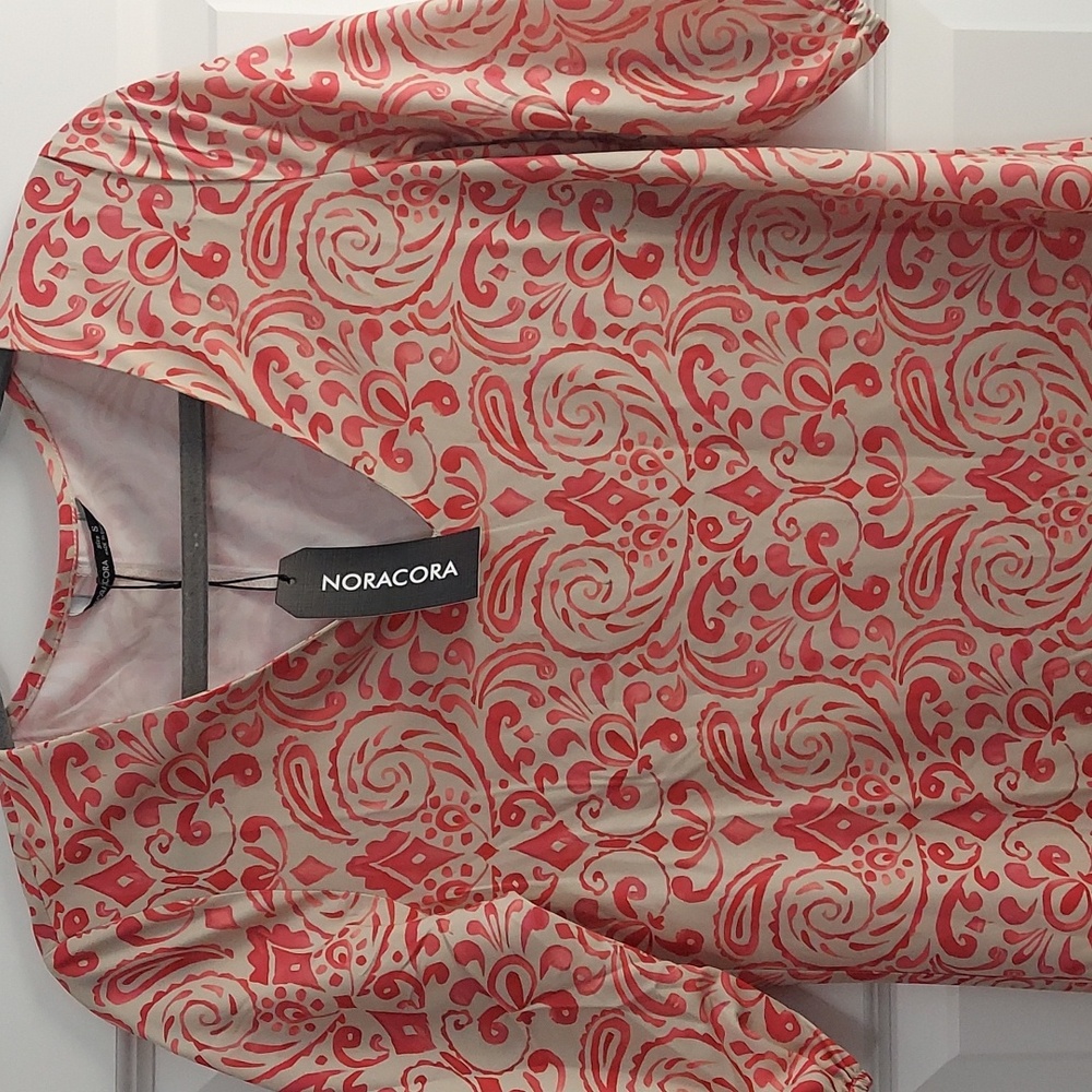 NWOT Noracora Paisley Dress  size S V-neck Pink/Tan